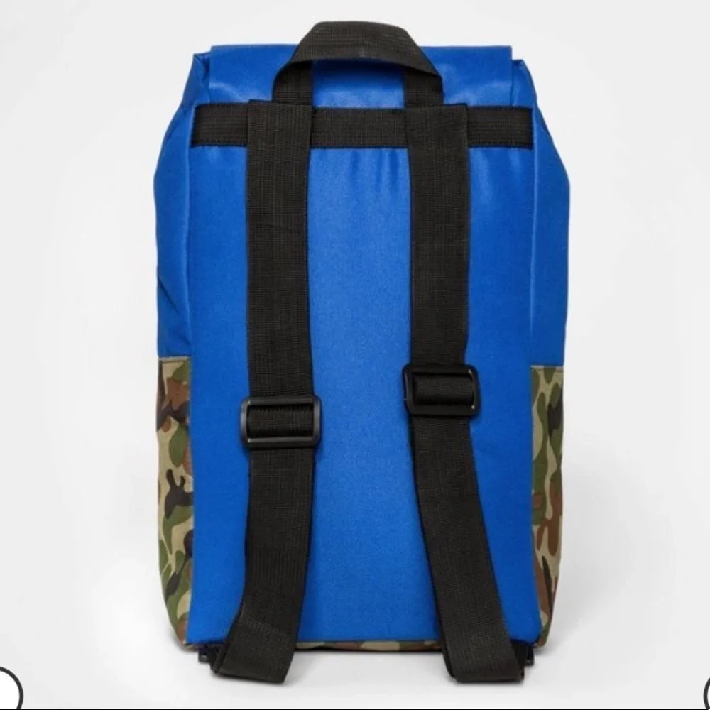NWT toddler boys blue & green camo backpack